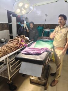 सरगुजा में खुखड़ी बीनने गई महिला पर भालू ने किया हमला, ग्रामीणों में दहशत।